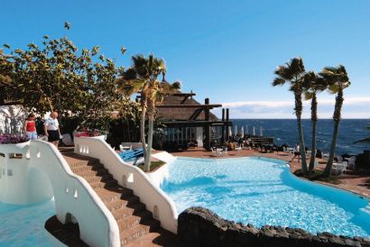 Jardin Tropical hotel Pool with bridge